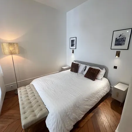 Luxury Flat Etoile Champs Elysee Apartment